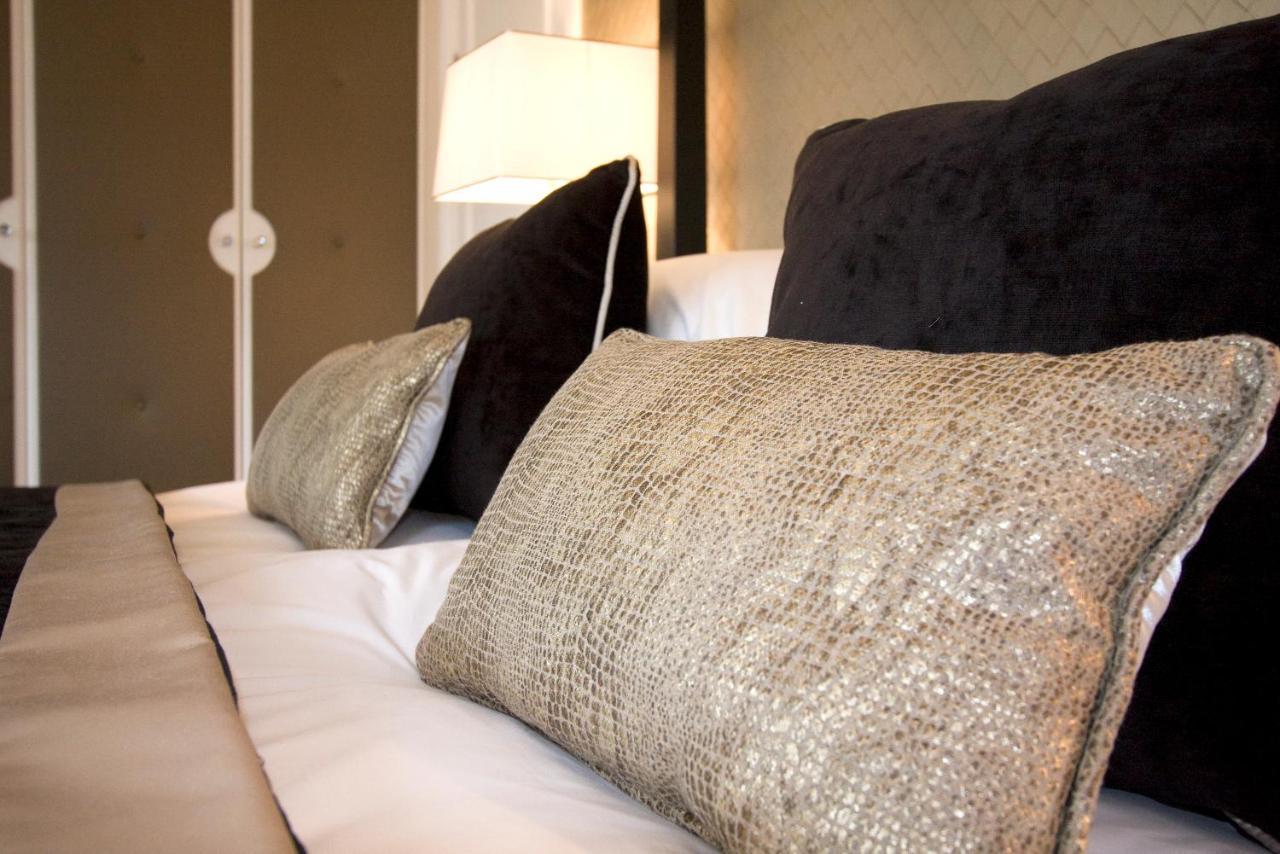 คาร์มา แซงก์ทัม ออน เดอะกรีน Hotel Cookham Dean ภายนอก รูปภาพ